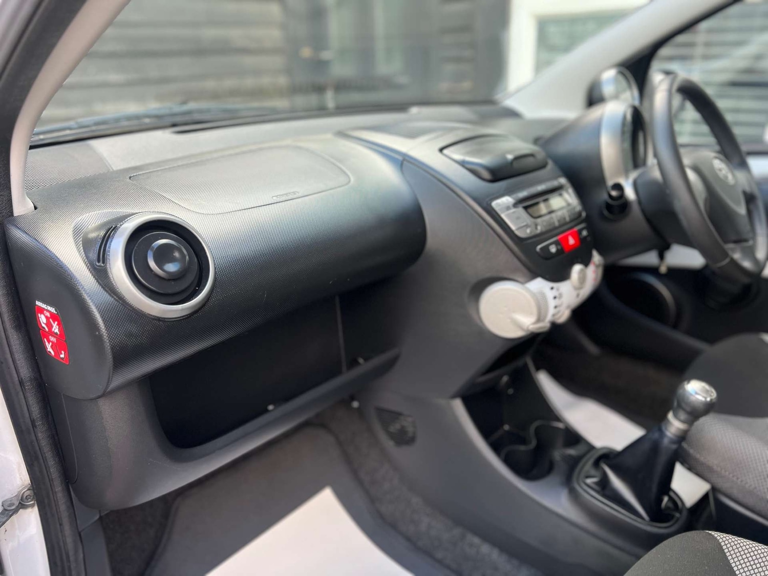 Used Toyota AYGO 2014 for sale - 76601362: Photo 28