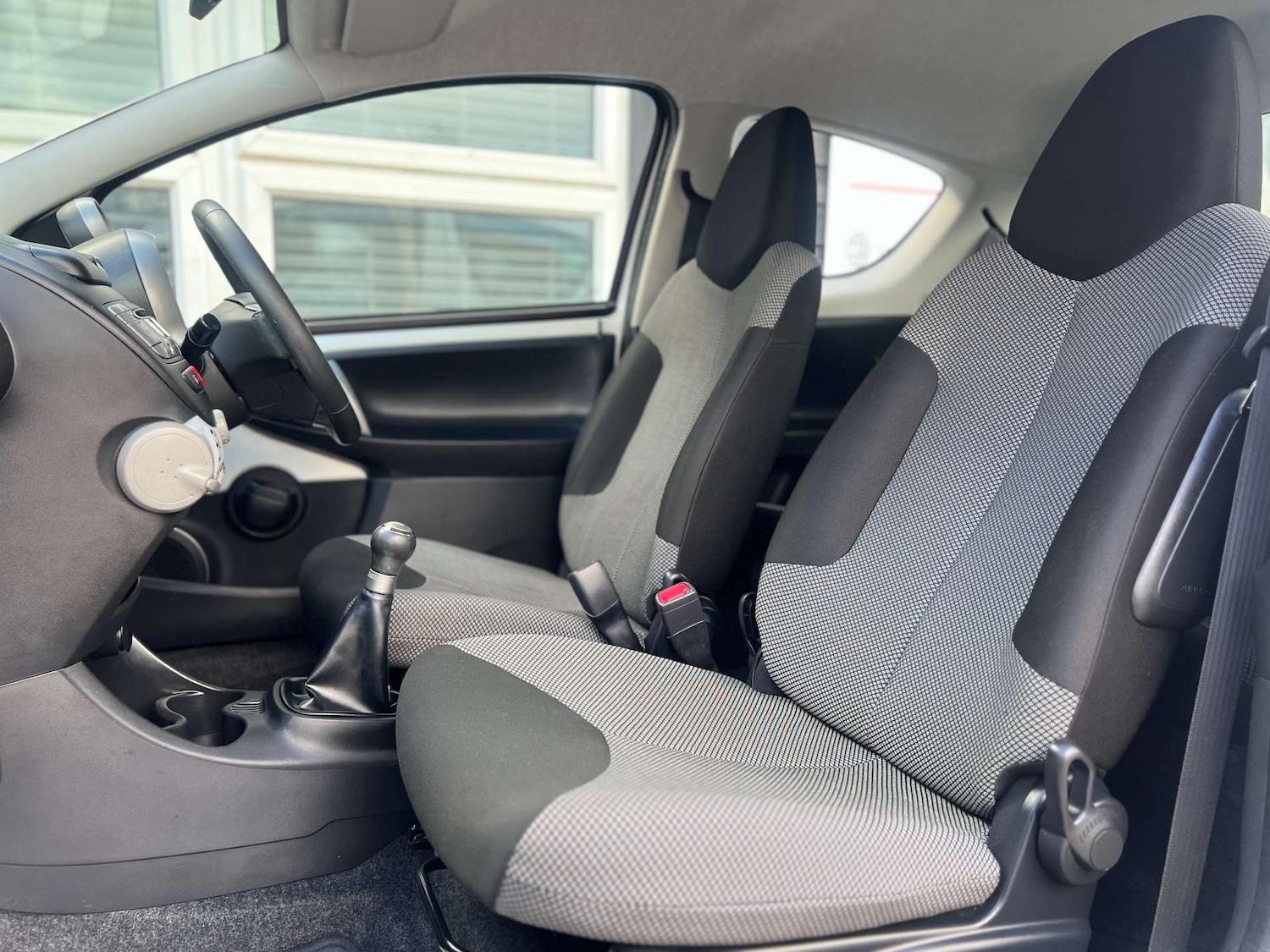 Used Toyota AYGO 2014 for sale - 76601362: Photo 29