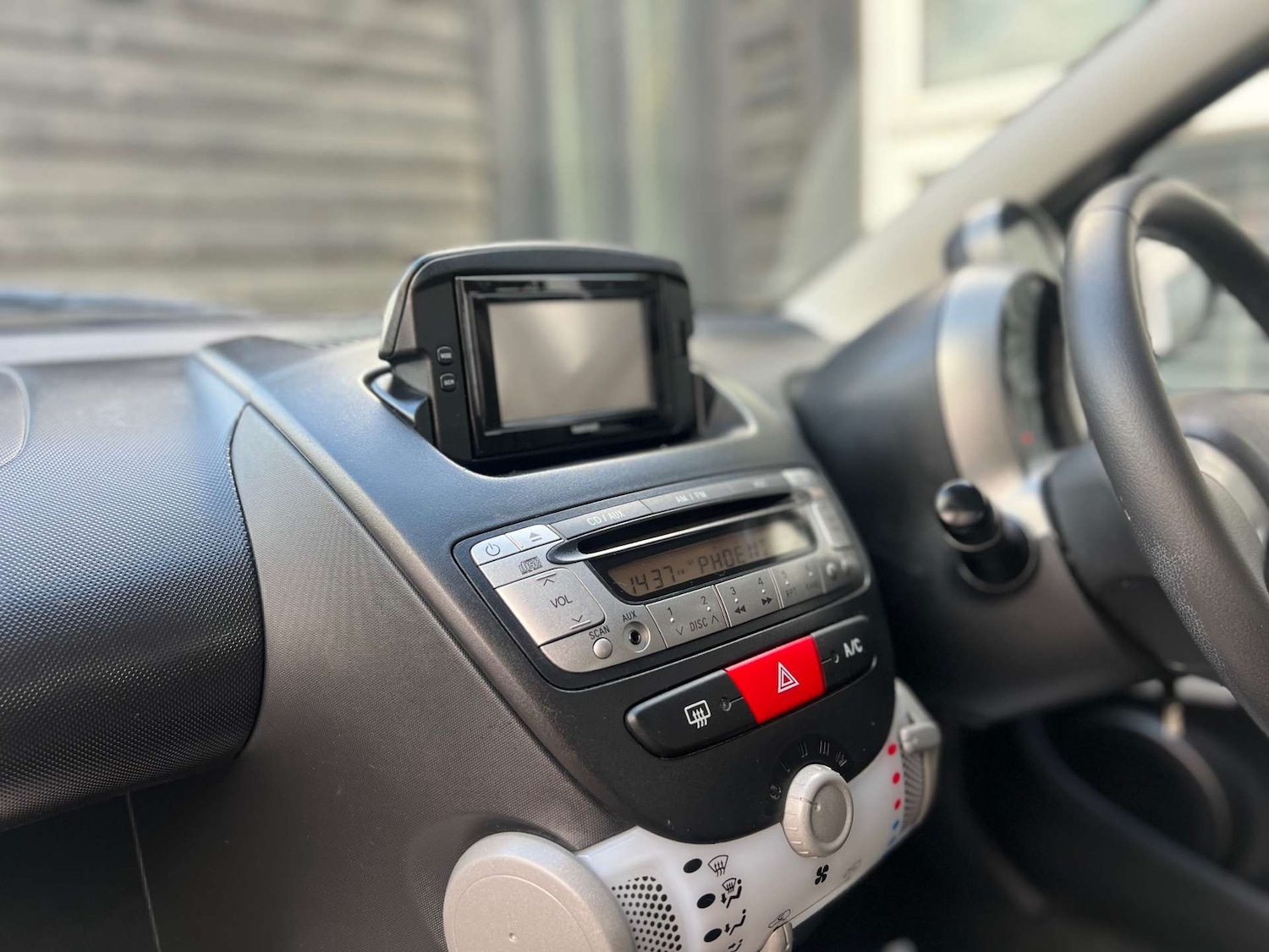 Used Toyota AYGO 2014 for sale - 76601362: Photo 30