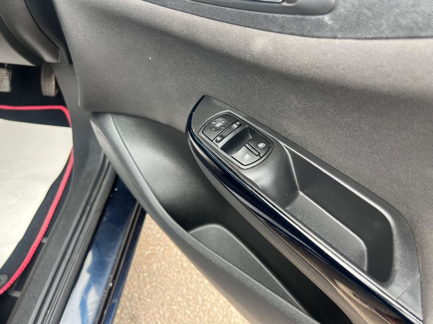 Used Vauxhall Corsa 2017 for sale - 76601583: Photo 24