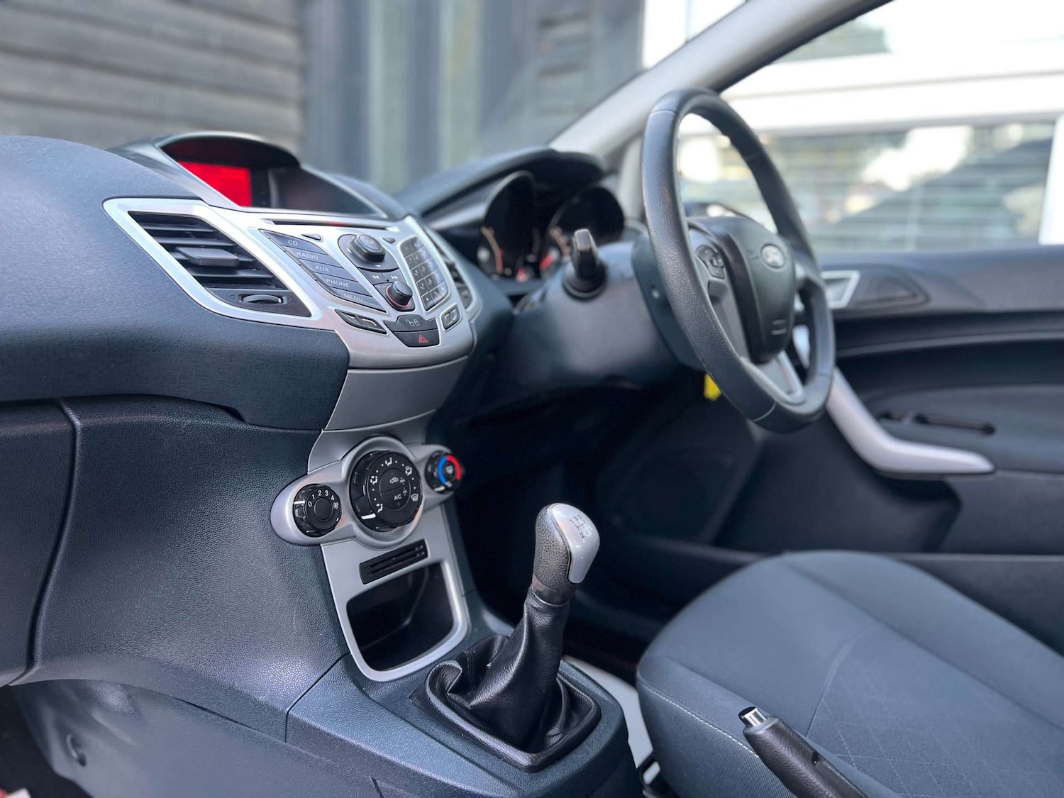 Used Ford Fiesta 2012 for sale - 76181551: Photo 43