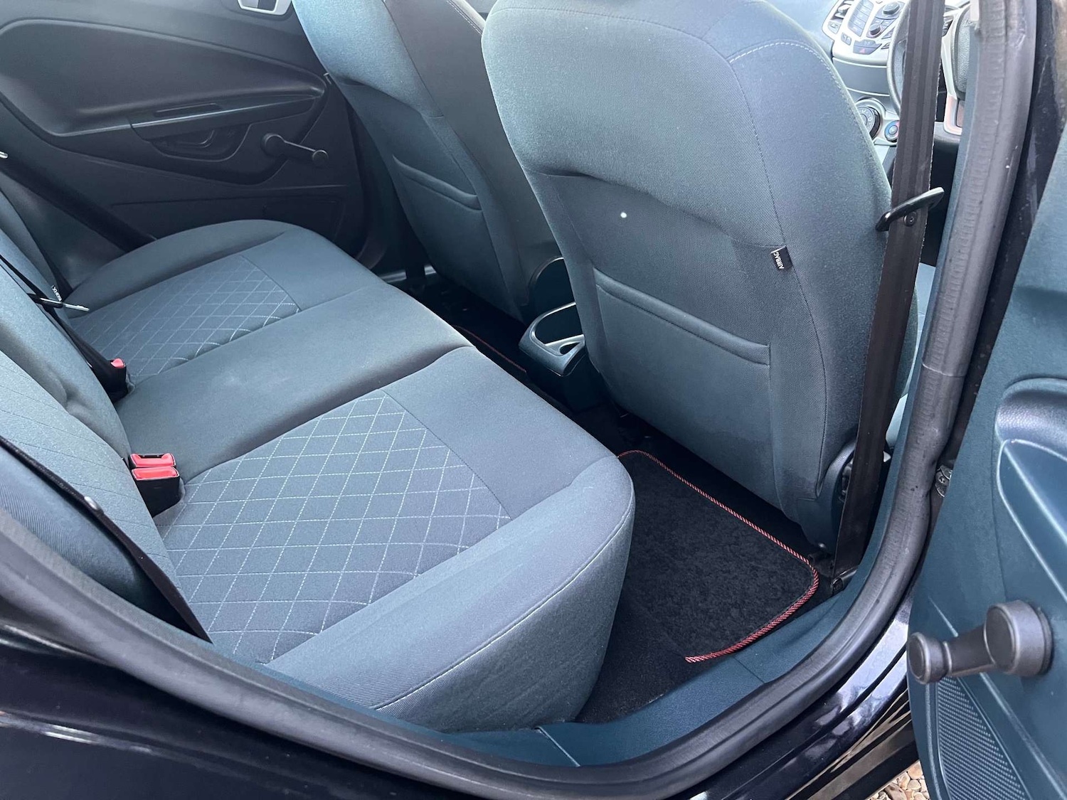 Used Ford Fiesta 2012 for sale - 76181551: Photo 49