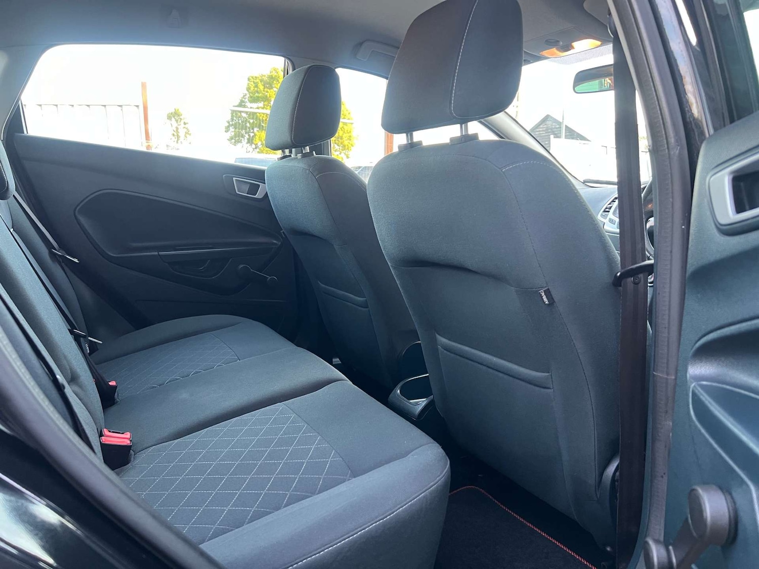 Used Ford Fiesta 2012 for sale - 76181551: Photo 50
