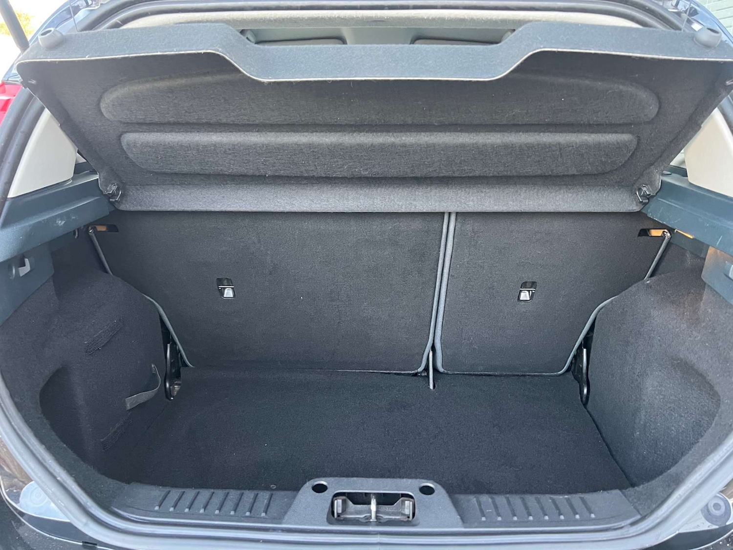 Used Ford Fiesta 2012 for sale - 76181551: Photo 52