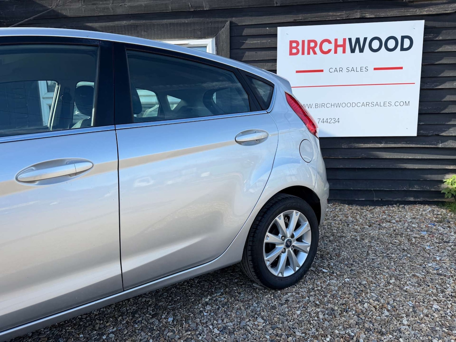 Used Ford Fiesta 2010 for sale - 76393371: Photo 10