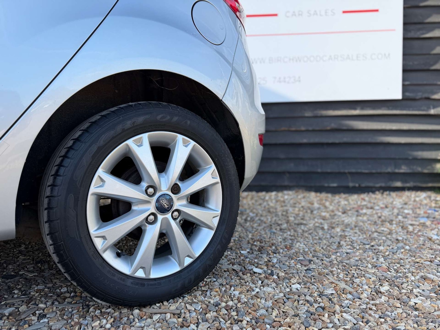 Used Ford Fiesta 2010 for sale - 76393371: Photo 11