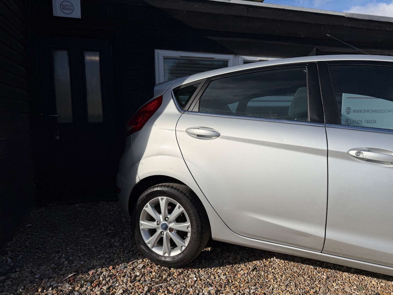 Used Ford Fiesta 2010 for sale - 76393371: Photo 12