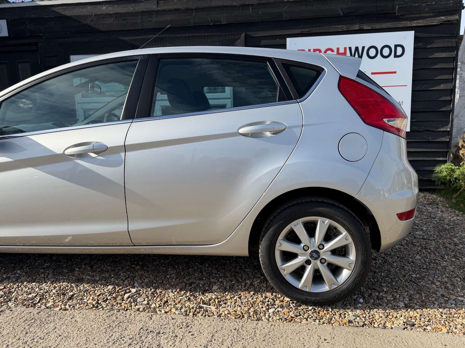 Used Ford Fiesta 2010 for sale - 76393371: Photo 17