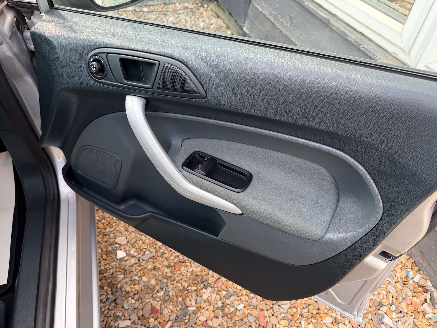 Used Ford Fiesta 2010 for sale - 76393371: Photo 22