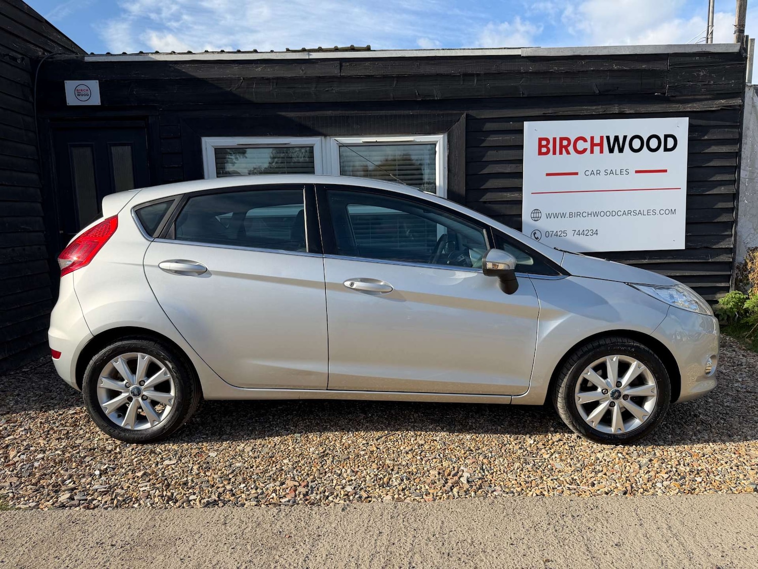 Used Ford Fiesta 2010 for sale - 76393371: Photo 4