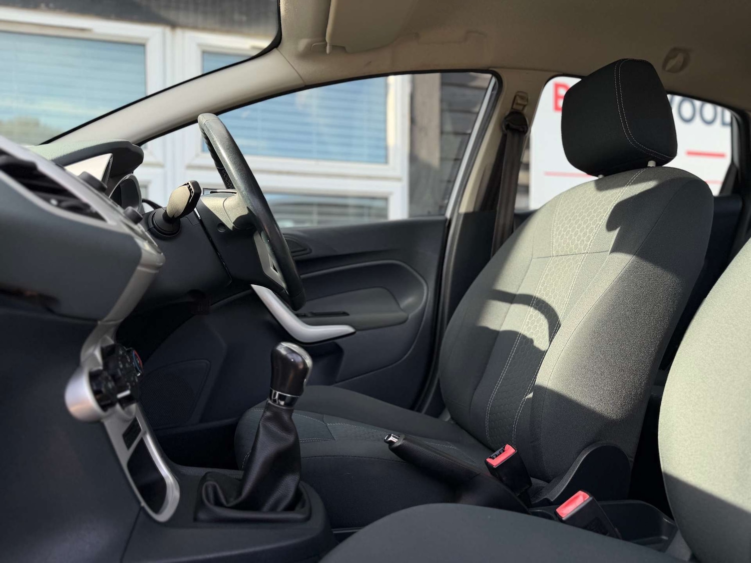 Used Ford Fiesta 2010 for sale - 76393371: Photo 42