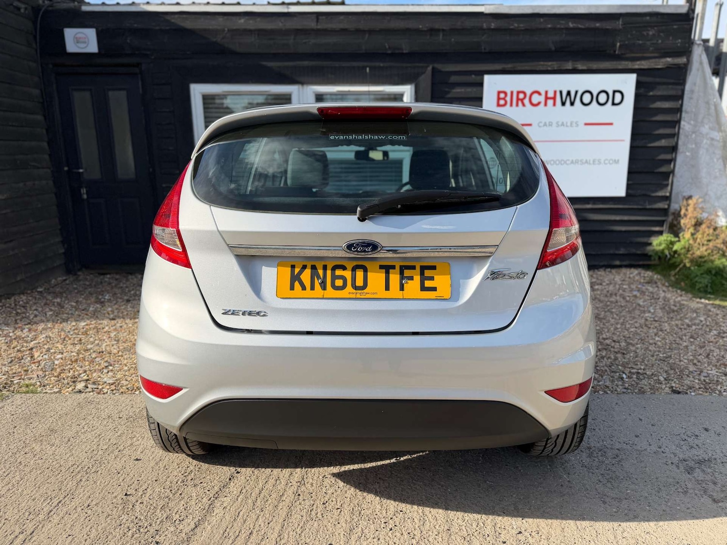 Used Ford Fiesta 2010 for sale - 76393371: Photo 6