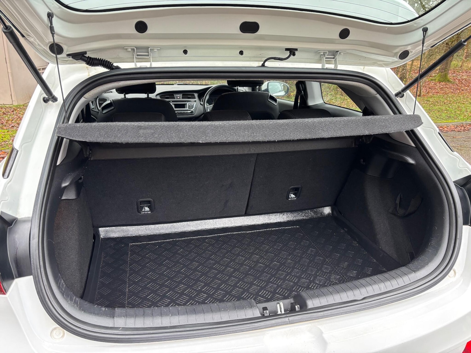 Used Hyundai i20 2015 for sale - 77144122: Photo 28