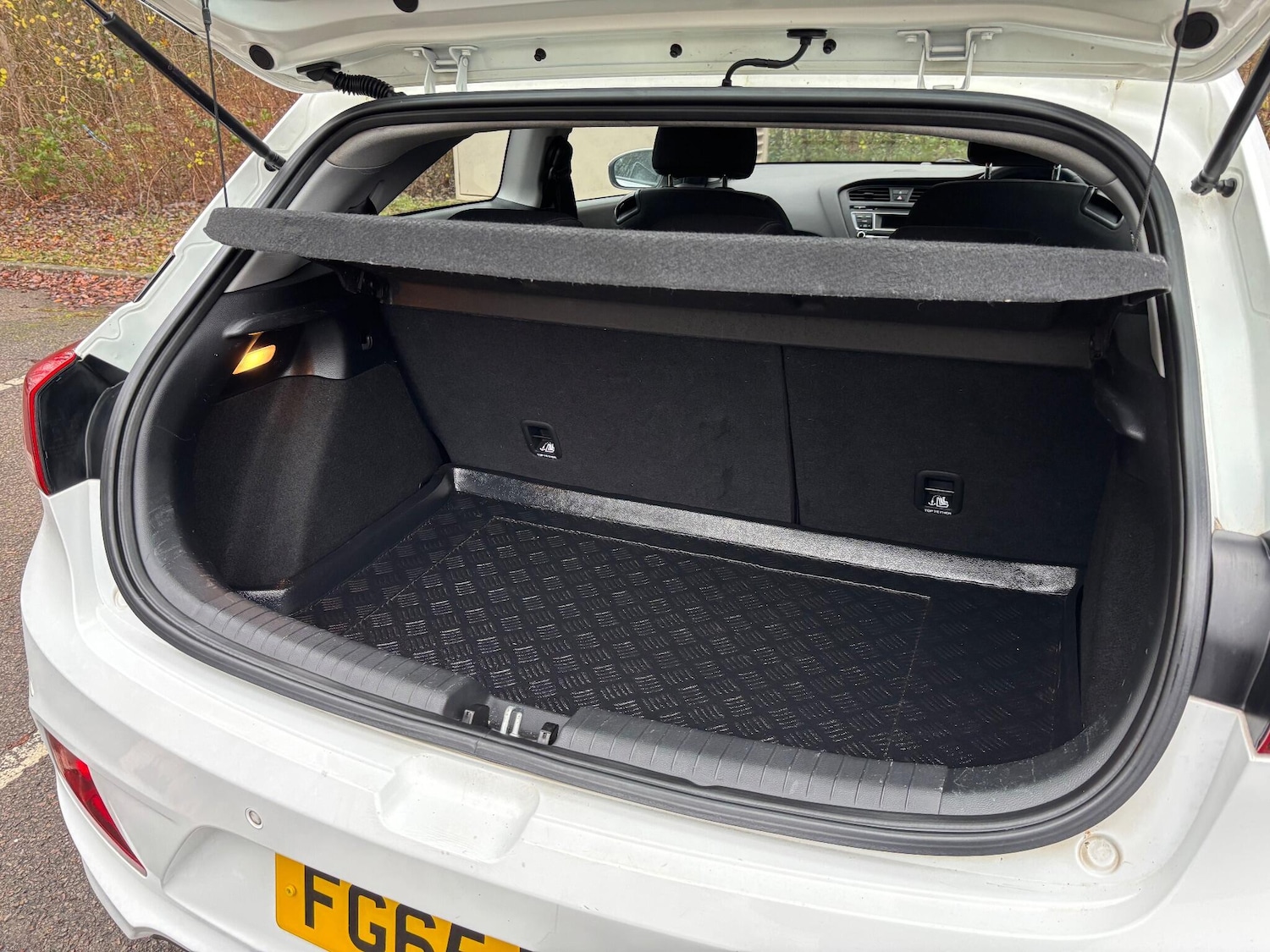 Used Hyundai i20 2015 for sale - 77144122: Photo 30