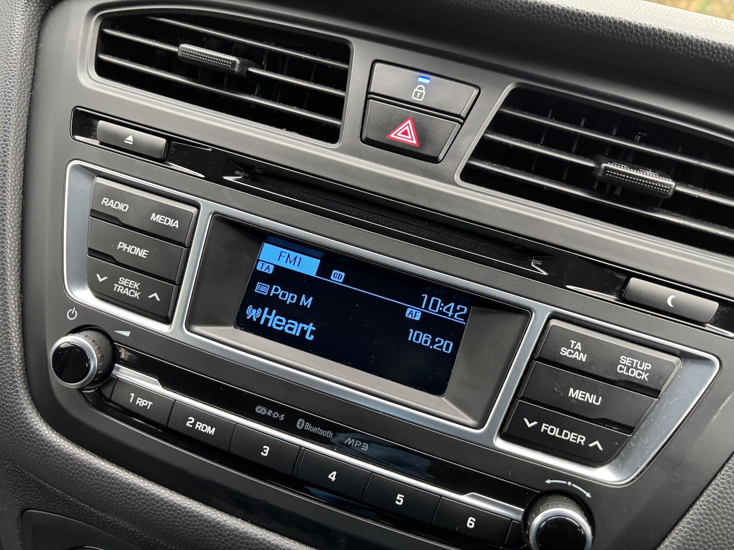 Used Hyundai i20 2015 for sale - 77144122: Photo 39