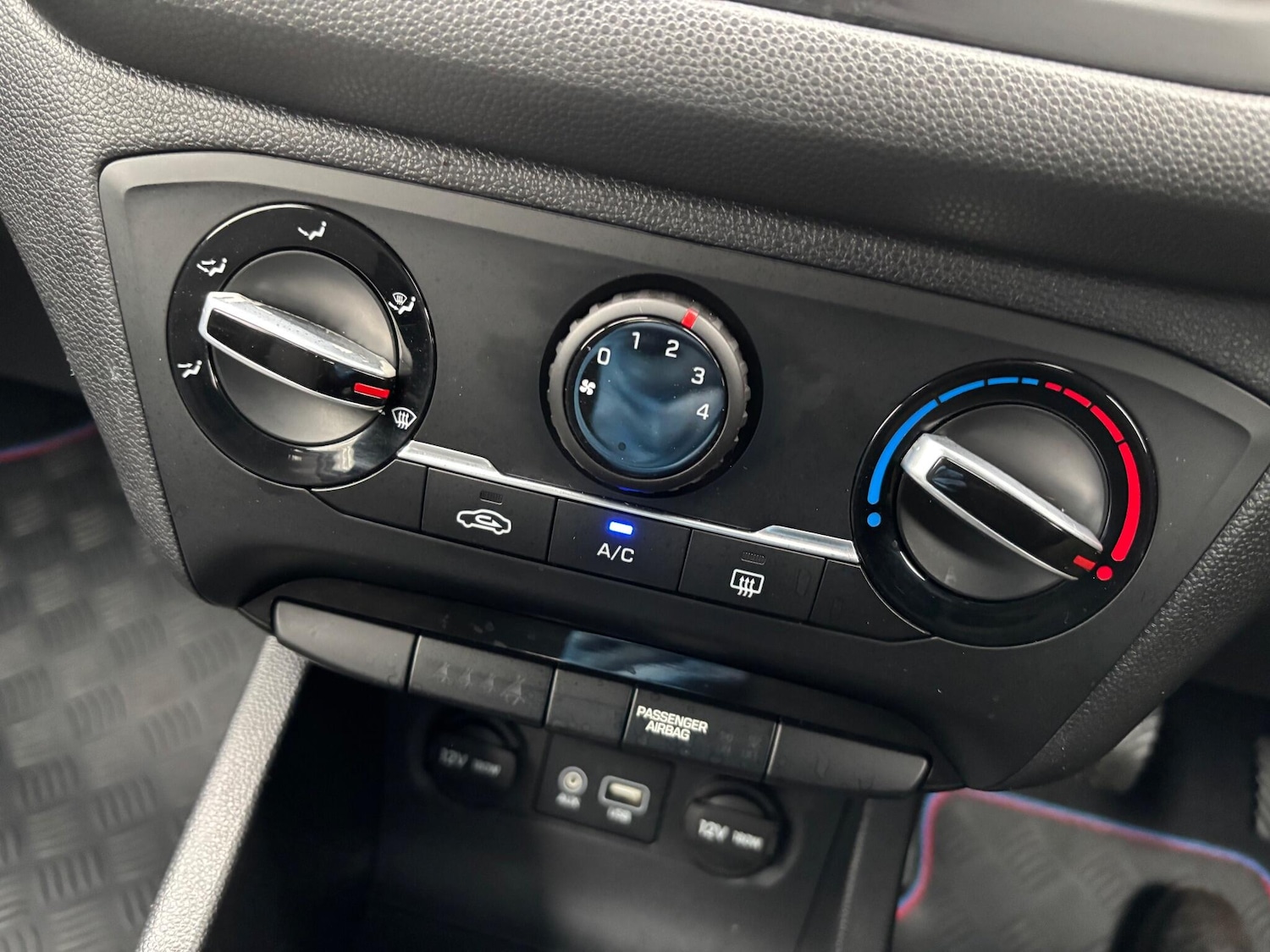 Used Hyundai i20 2015 for sale - 77144122: Photo 41