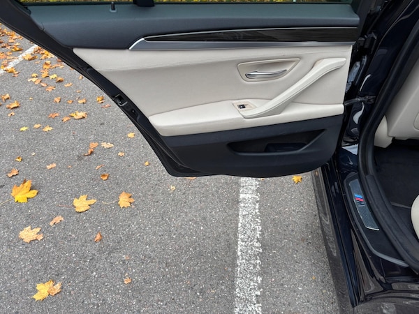 Used BMW 5 Series 2012 for sale - 76314781: Photo 26