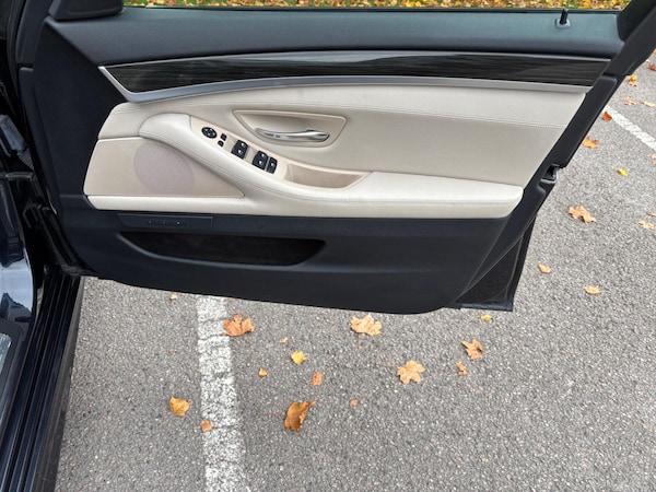 Used BMW 5 Series 2012 for sale - 76314781: Photo 37