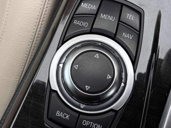 Used BMW 5 Series 2012 for sale - 76314781: Photo 48