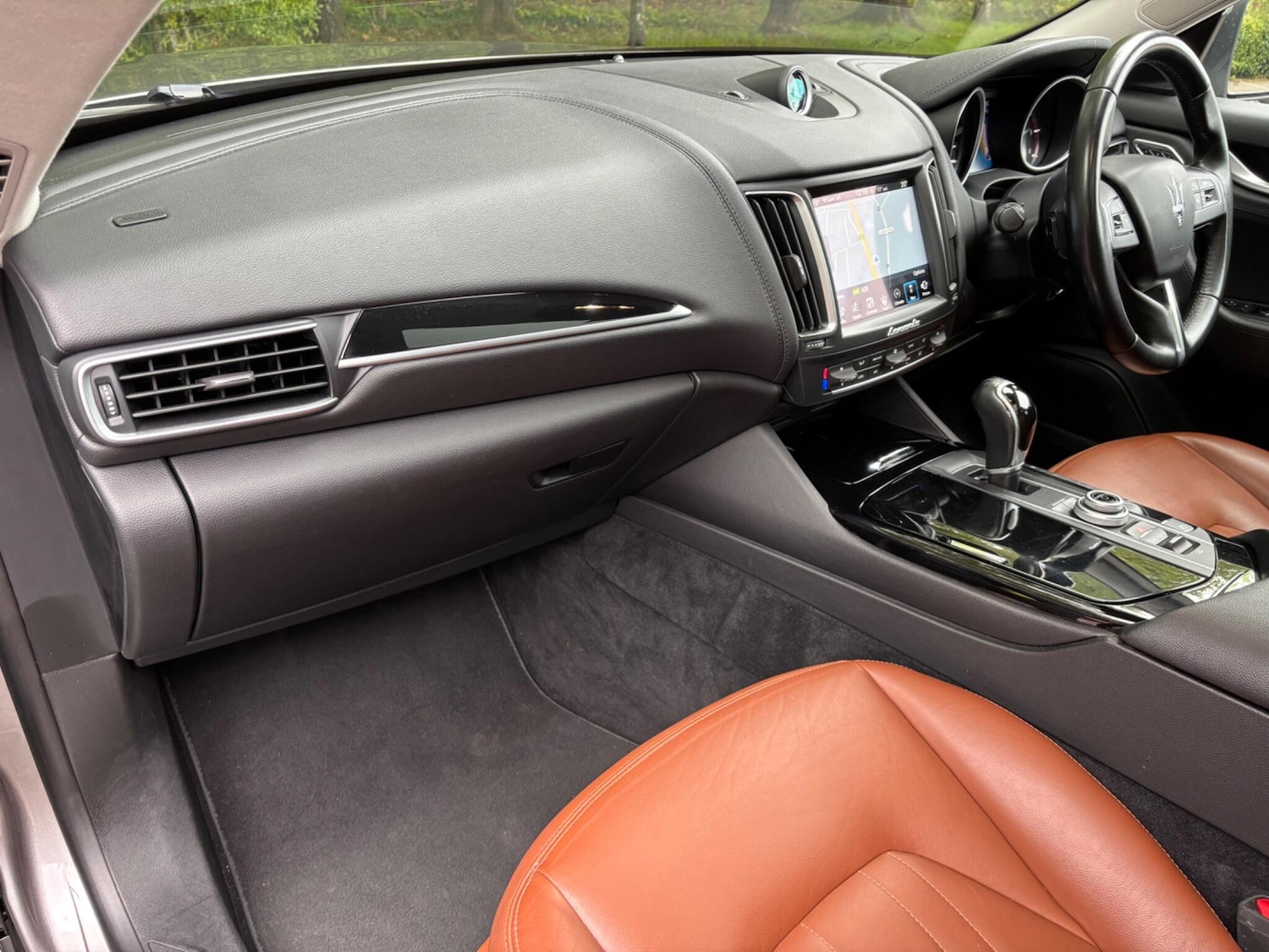 Used Maserati Levante 2018 for sale - 76531627: Photo 6