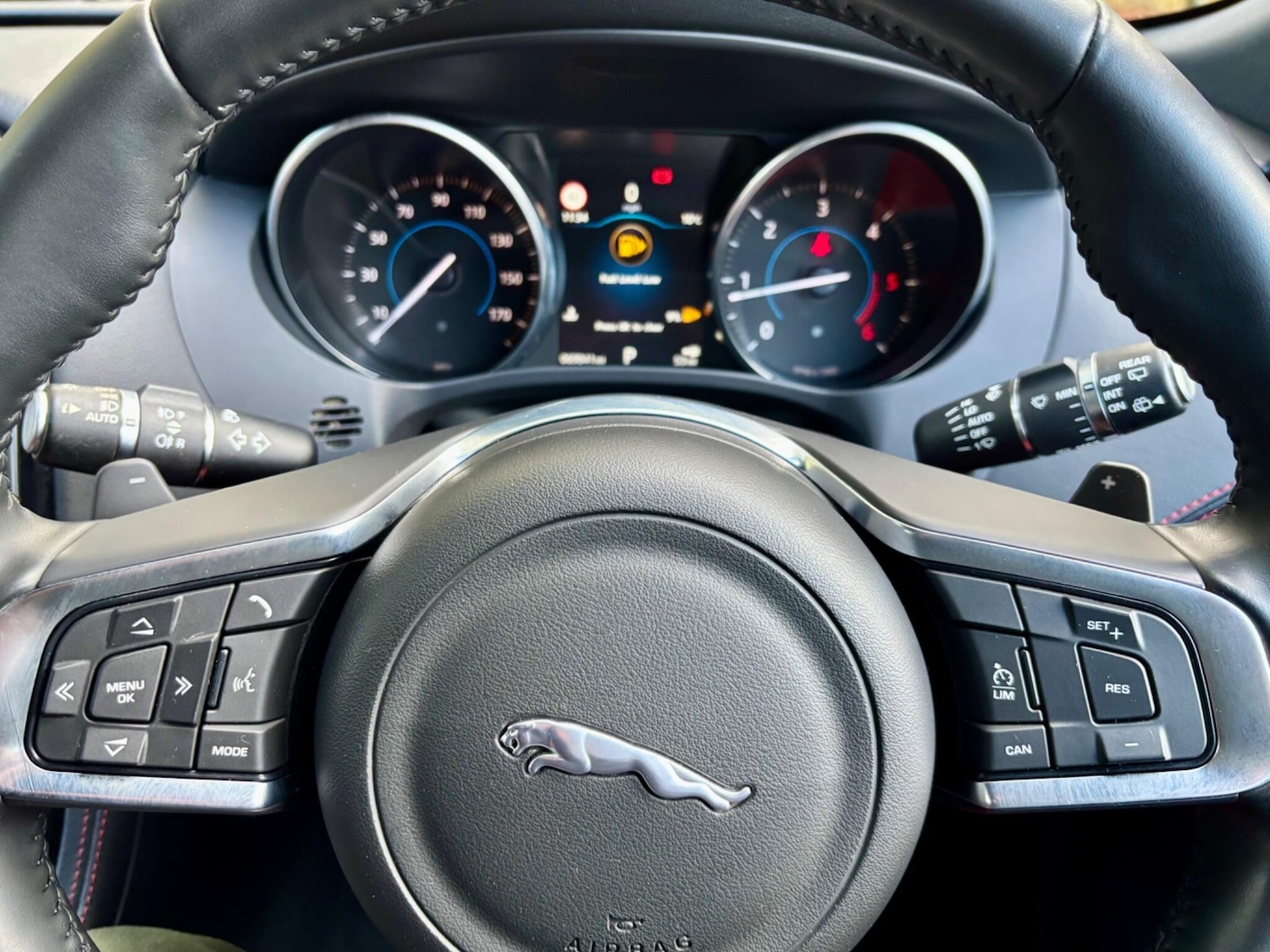 Used Jaguar F-Pace for sale - 76743046: Photo 42