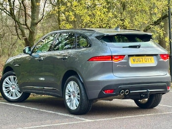 Used Jaguar F-Pace 2017 for sale - 76743046: Photo