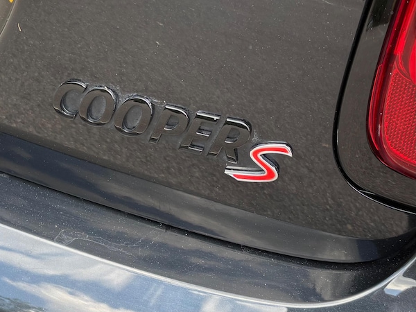 Used MINI Convertible 2023 for sale - 74642431: Photo 37