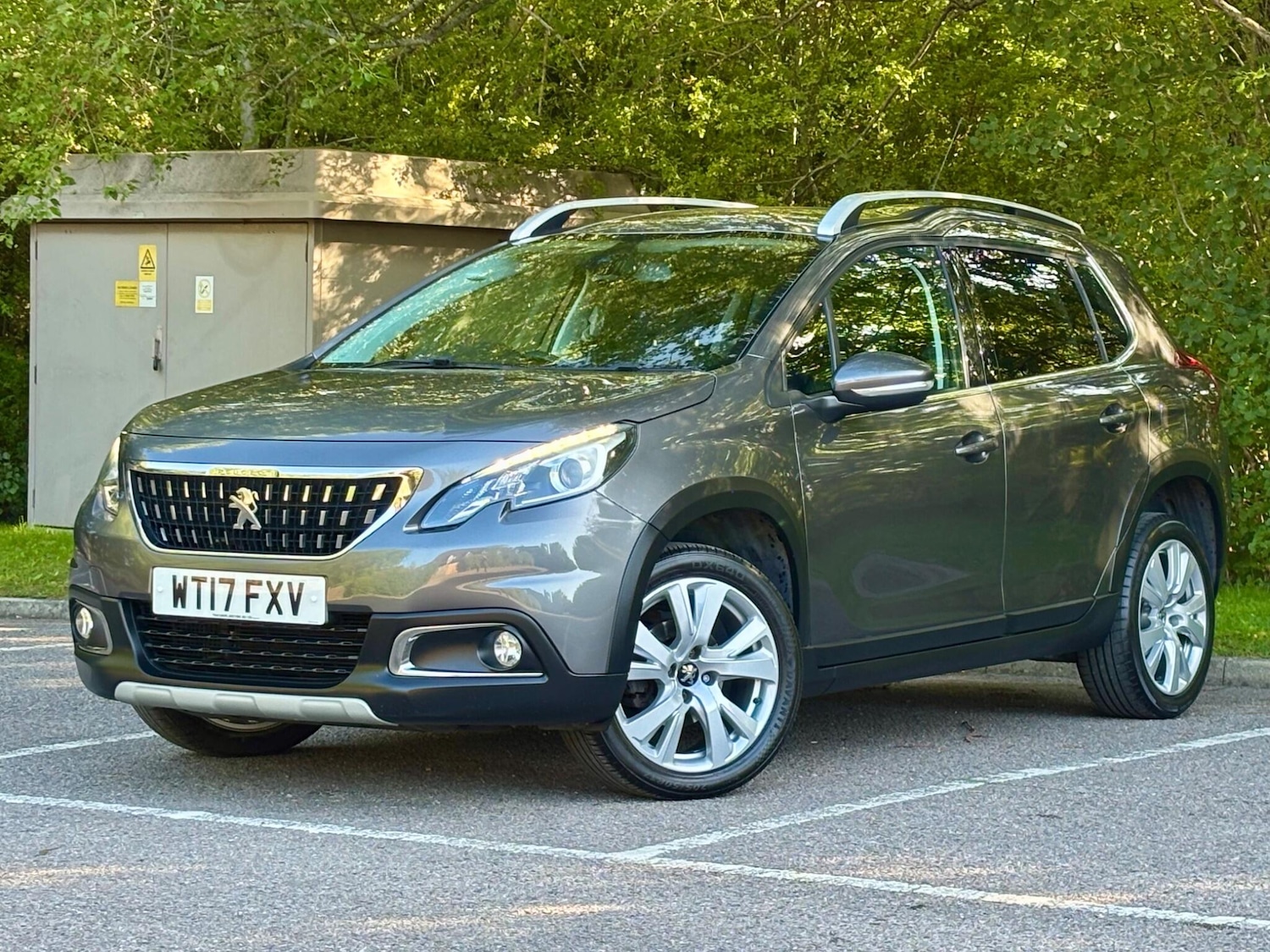 Used Peugeot 2008 2017 for sale - 76031613: Photo 2