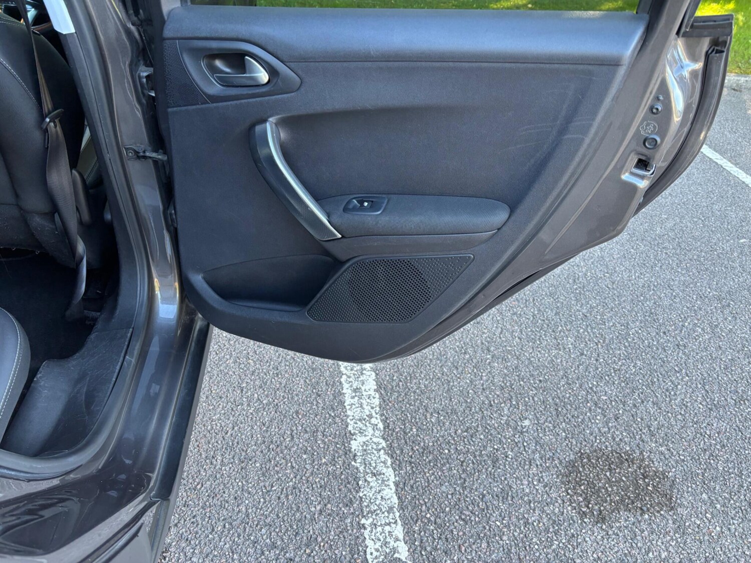 Used Peugeot 2008 2017 for sale - 76031613: Photo 37
