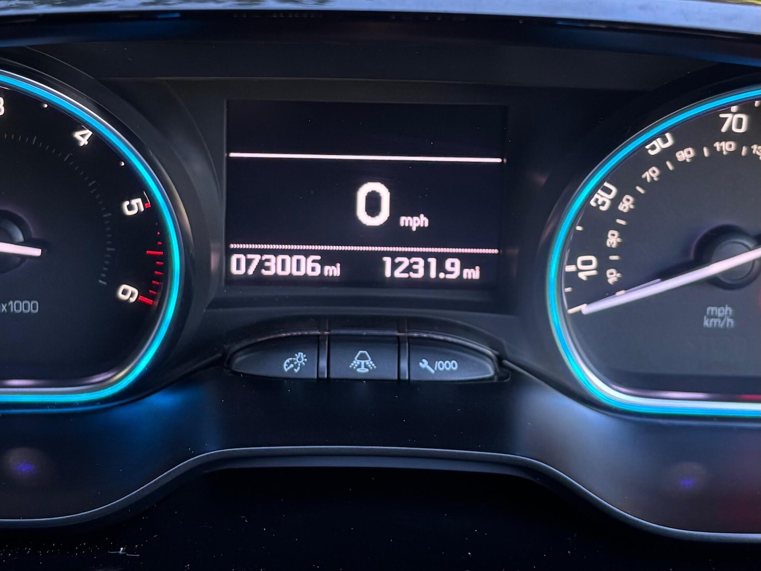 Used Peugeot 2008 2017 for sale - 76031613: Photo 40