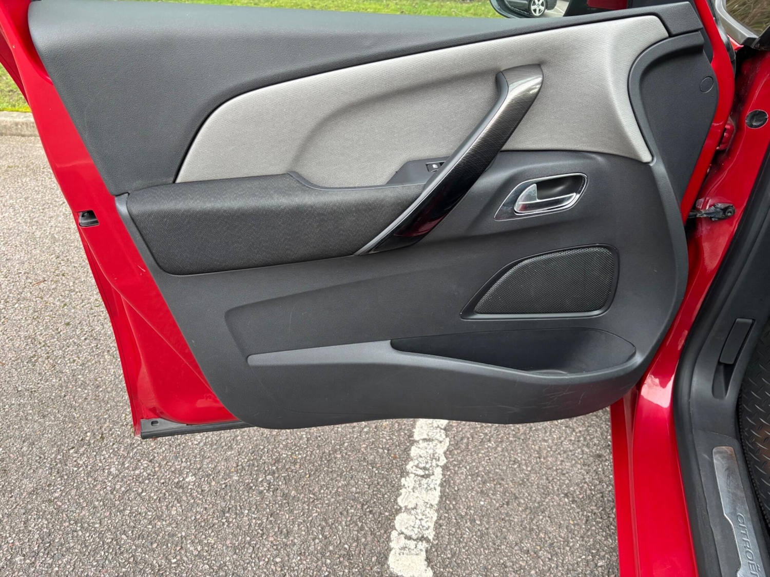 Used Citroen Grand C4 Picasso 2015 for sale - 77598250: Photo 30