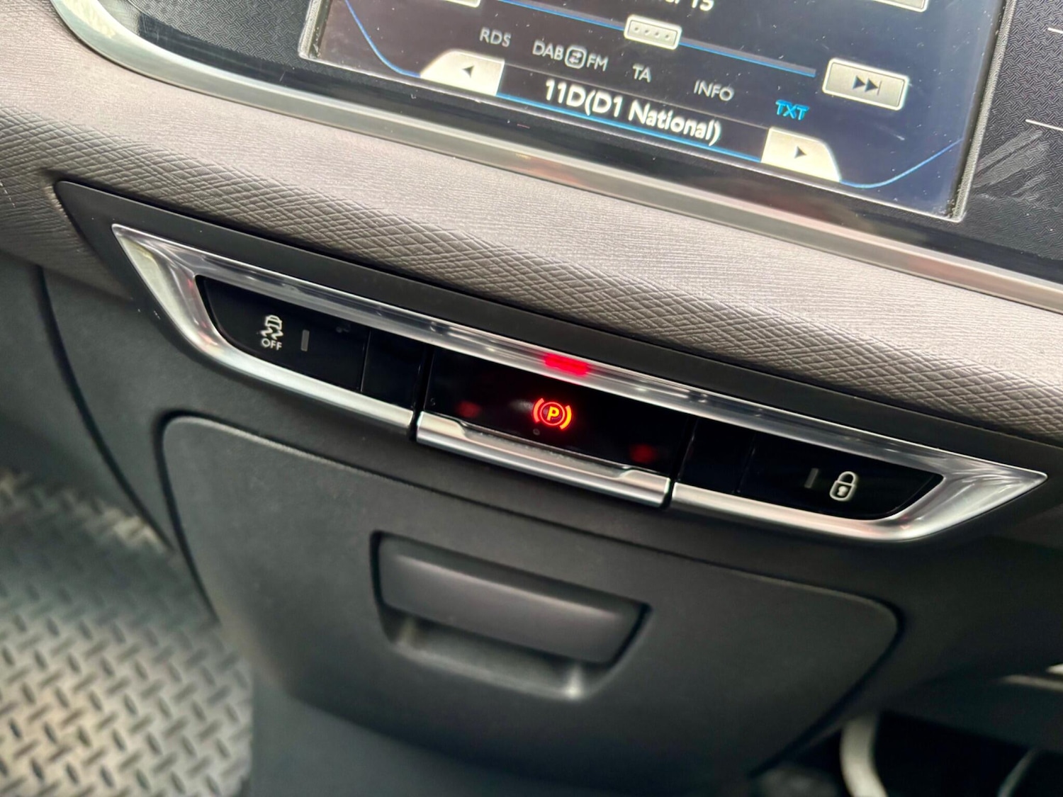 Used Citroen Grand C4 Picasso 2015 for sale - 77598250: Photo 57