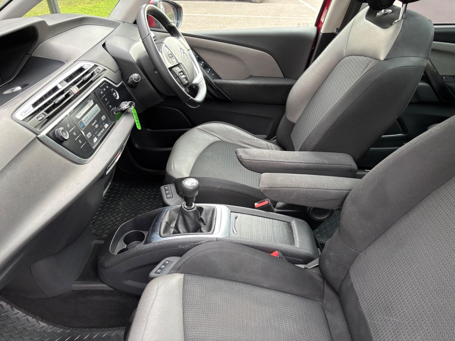 Used Citroen Grand C4 Picasso 2015 for sale - 77598250: Photo 7