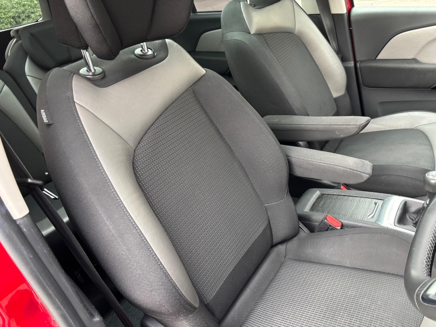 Used Citroen Grand C4 Picasso 2015 for sale - 77598250: Photo 9