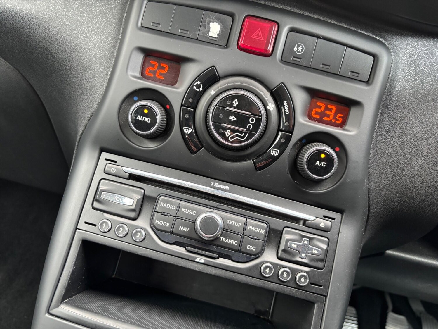 Used Citroen C3 Picasso 2011 for sale - 77468740: Photo 44