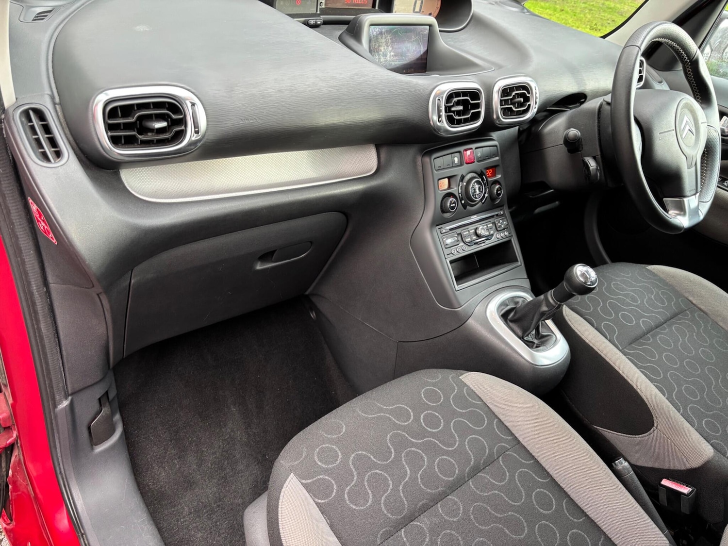 Used Citroen C3 Picasso 2011 for sale - 77468740: Photo 7