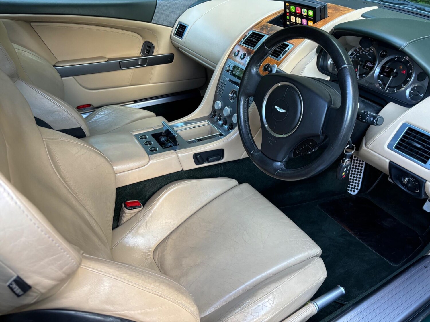 Used Aston Martin DB9 for sale - 77823822: Photo 15