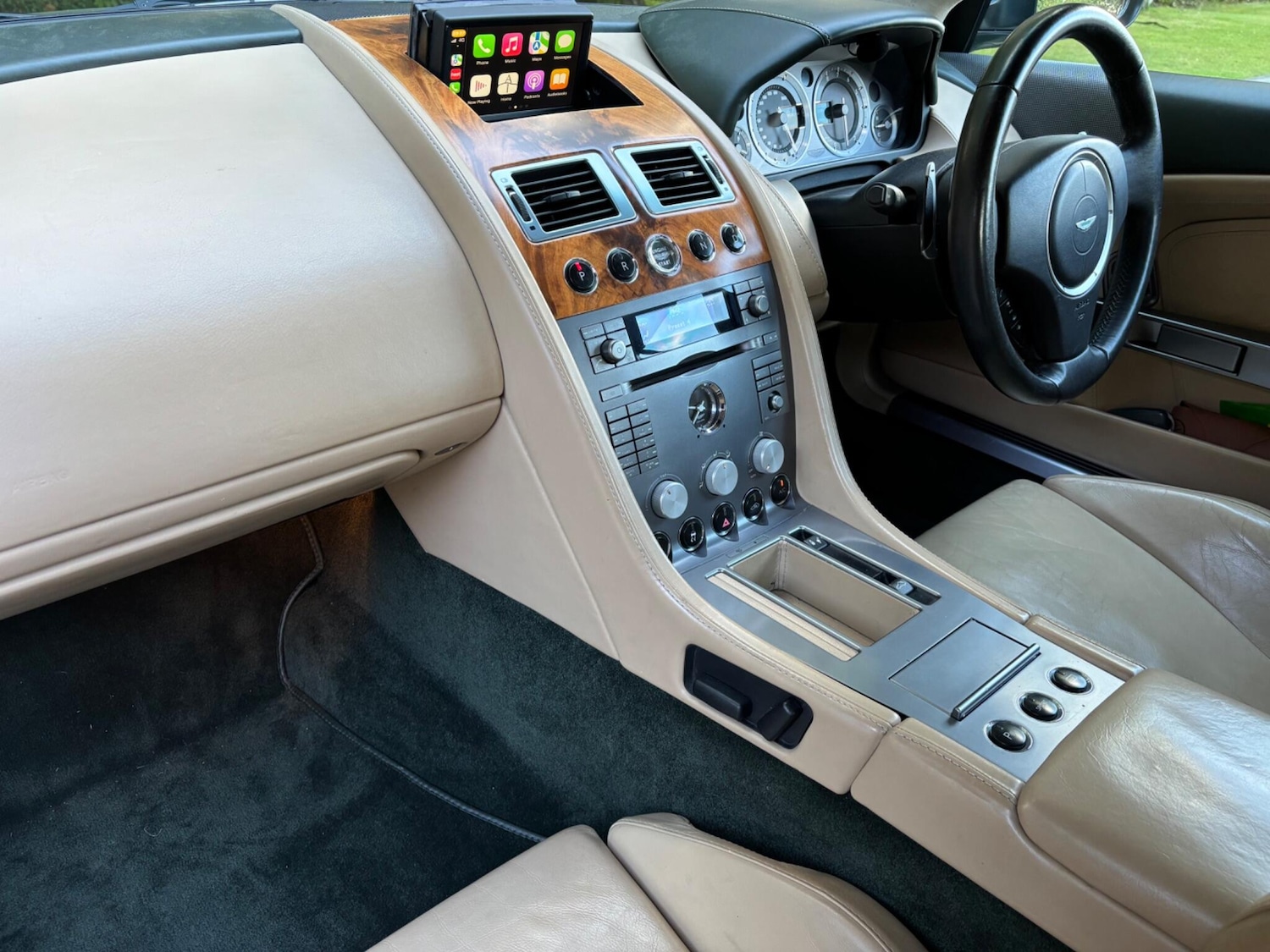 Used Aston Martin DB9 for sale - 77823822: Photo 6