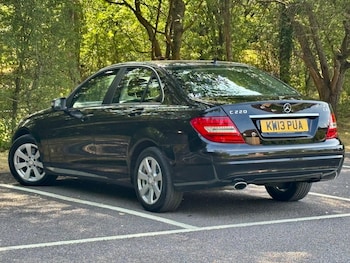Used Mercedes-Benz C Class 2013 for sale - 79279921: Photo