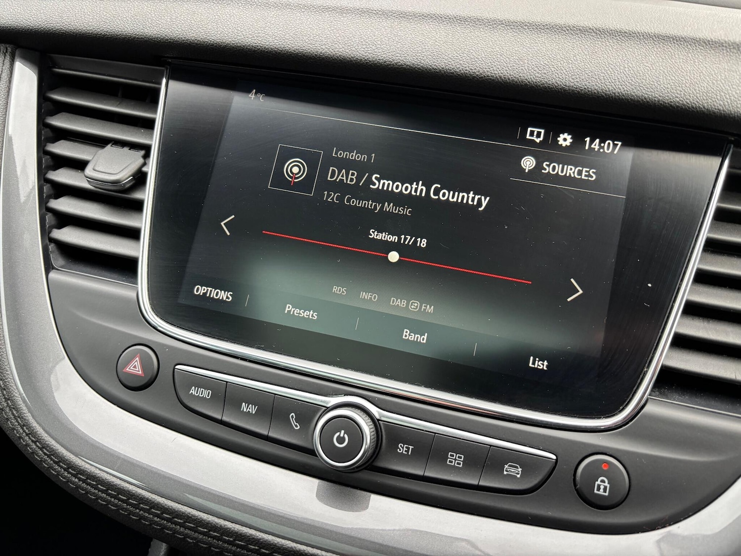 Used Vauxhall Grandland X 2020 for sale - 77155804: Photo 42