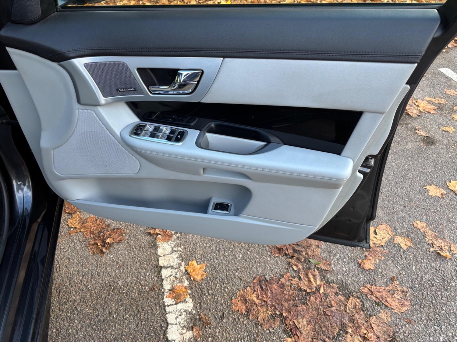 Used Jaguar XF 2014 for sale - 76377670: Photo 37