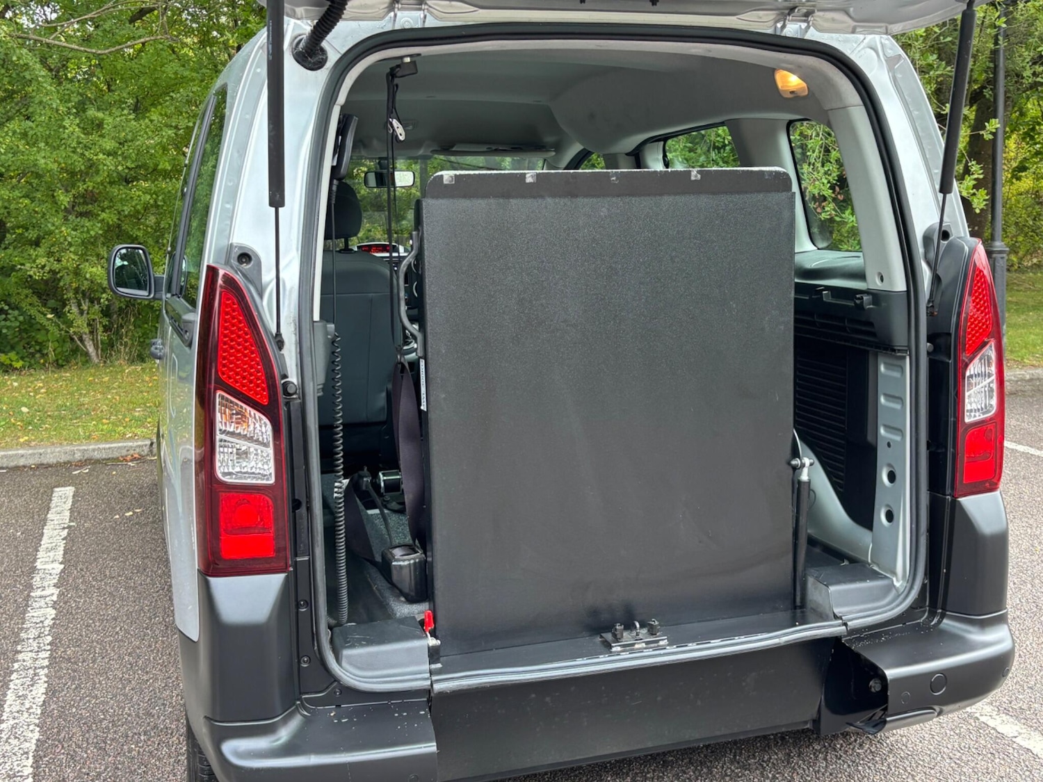 Vehicle 29