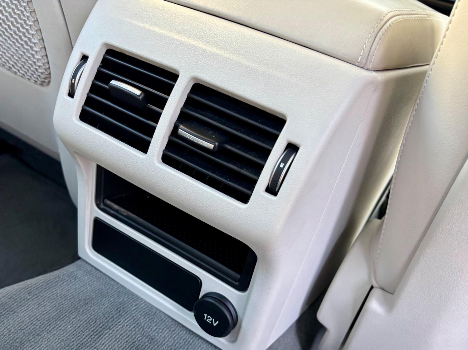 Used Jaguar XF 2017 for sale - 77977900: Photo 17