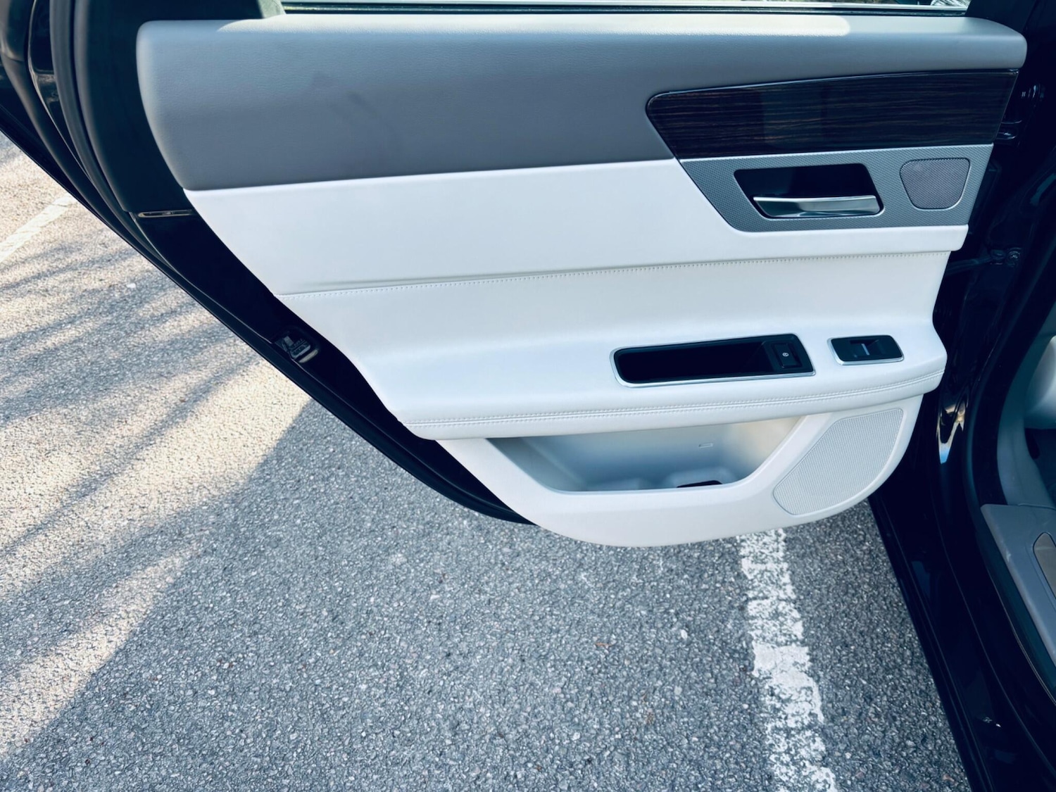 Used Jaguar XF 2017 for sale - 77977900: Photo 30