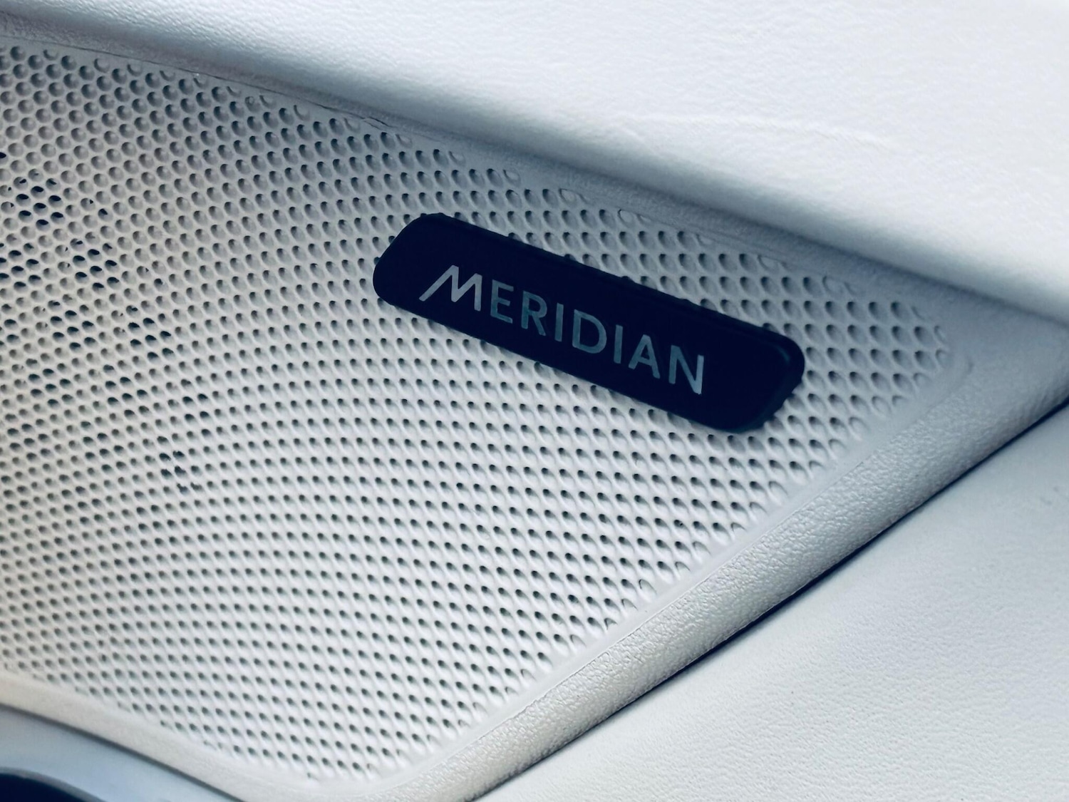 Used Jaguar XF 2017 for sale - 77977900: Photo 43