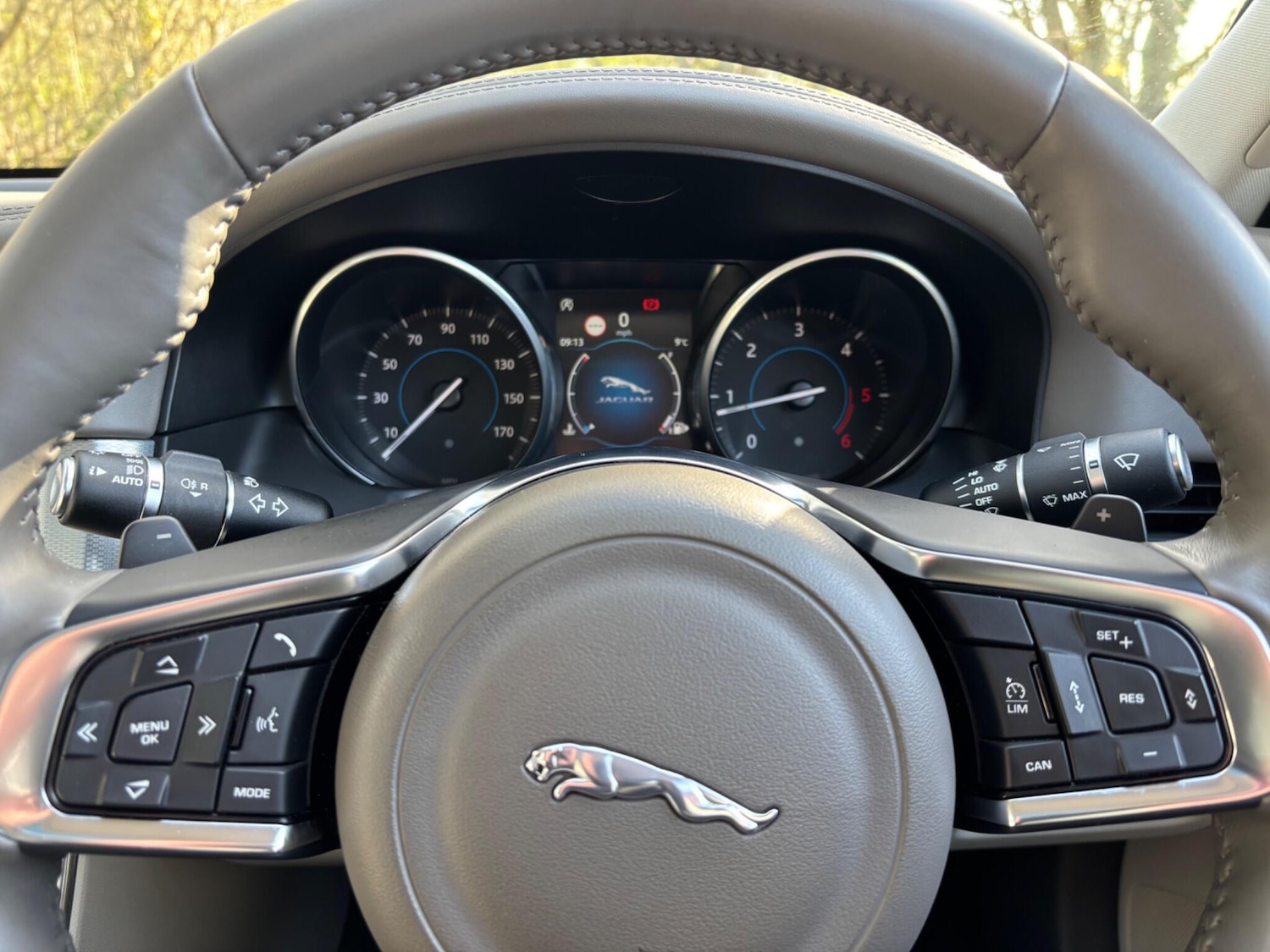 Used Jaguar XF 2017 for sale - 77977900: Photo 46