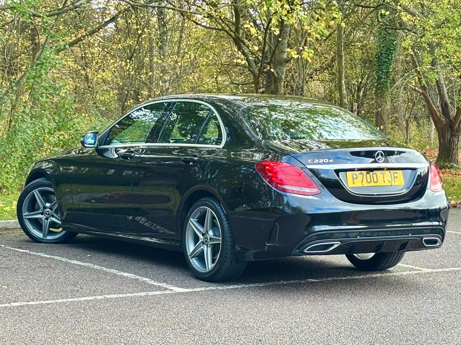 Used Mercedes-Benz C Class 2017 for sale - 76531630: Photo 4