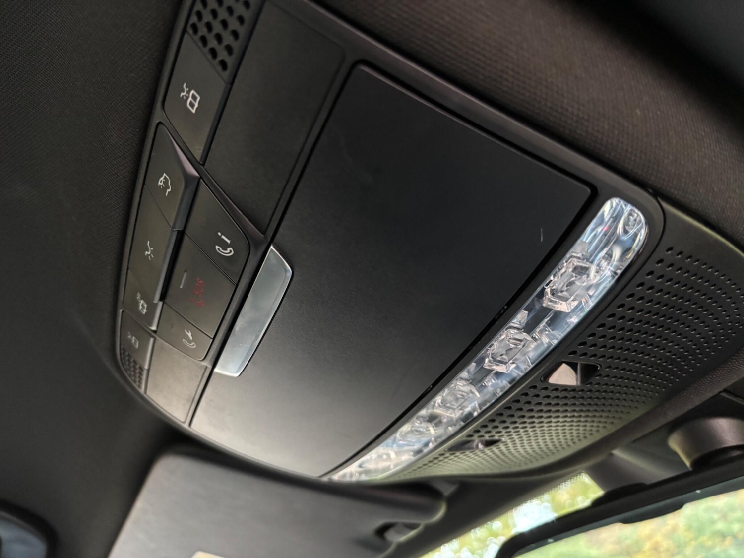 Used Mercedes-Benz C Class 2017 for sale - 76531630: Photo 54