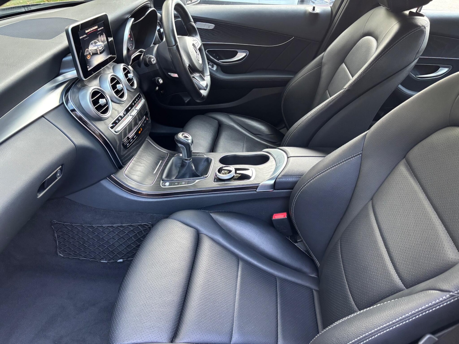 Used Mercedes-Benz C Class 2017 for sale - 76531630: Photo 7