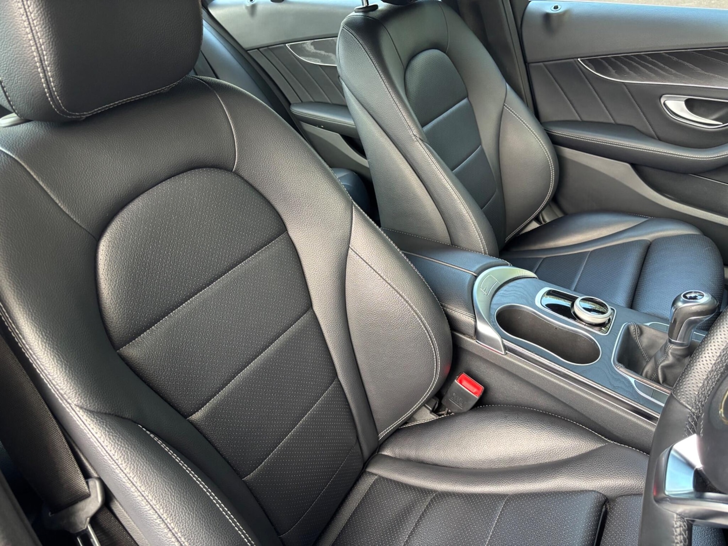 Used Mercedes-Benz C Class 2017 for sale - 76531630: Photo 9